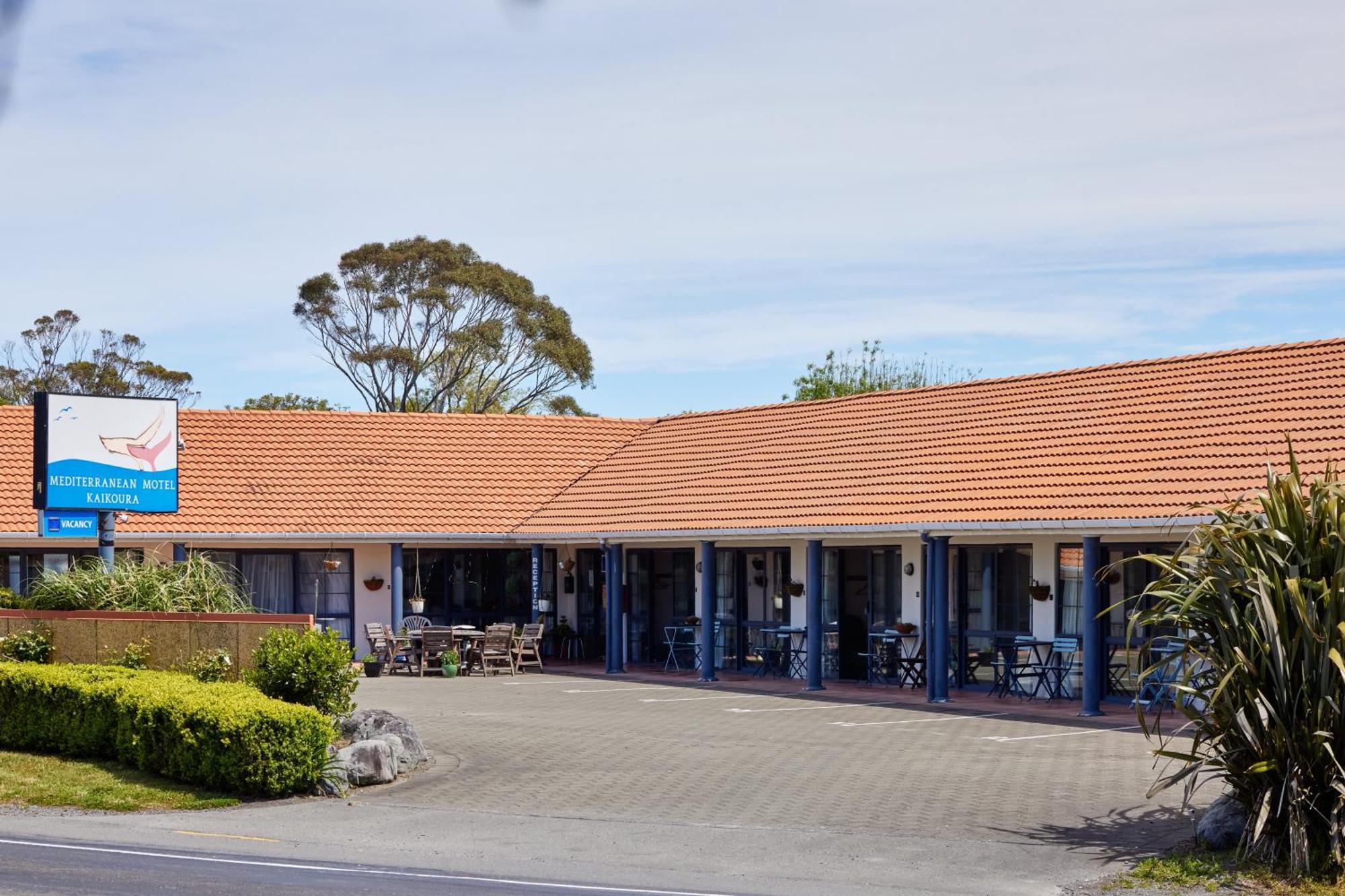 Mediterranean Motel Kaikoura Bagian luar foto