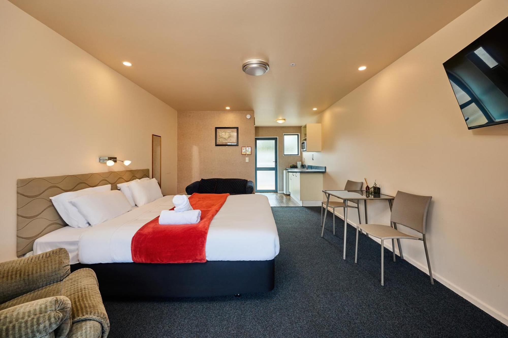 Mediterranean Motel Kaikoura Bagian luar foto