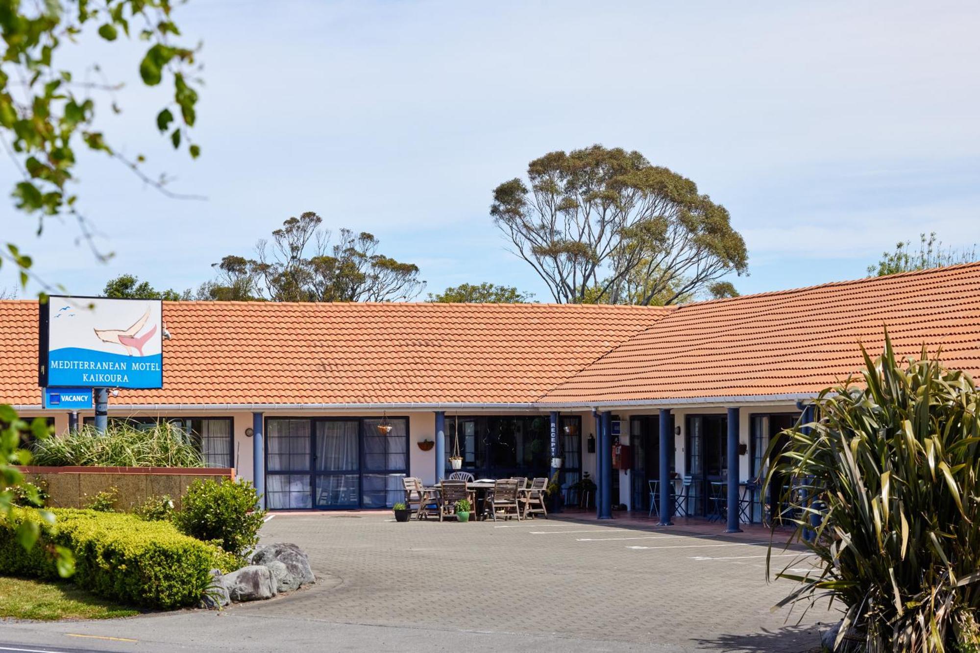 Mediterranean Motel Kaikoura Bagian luar foto