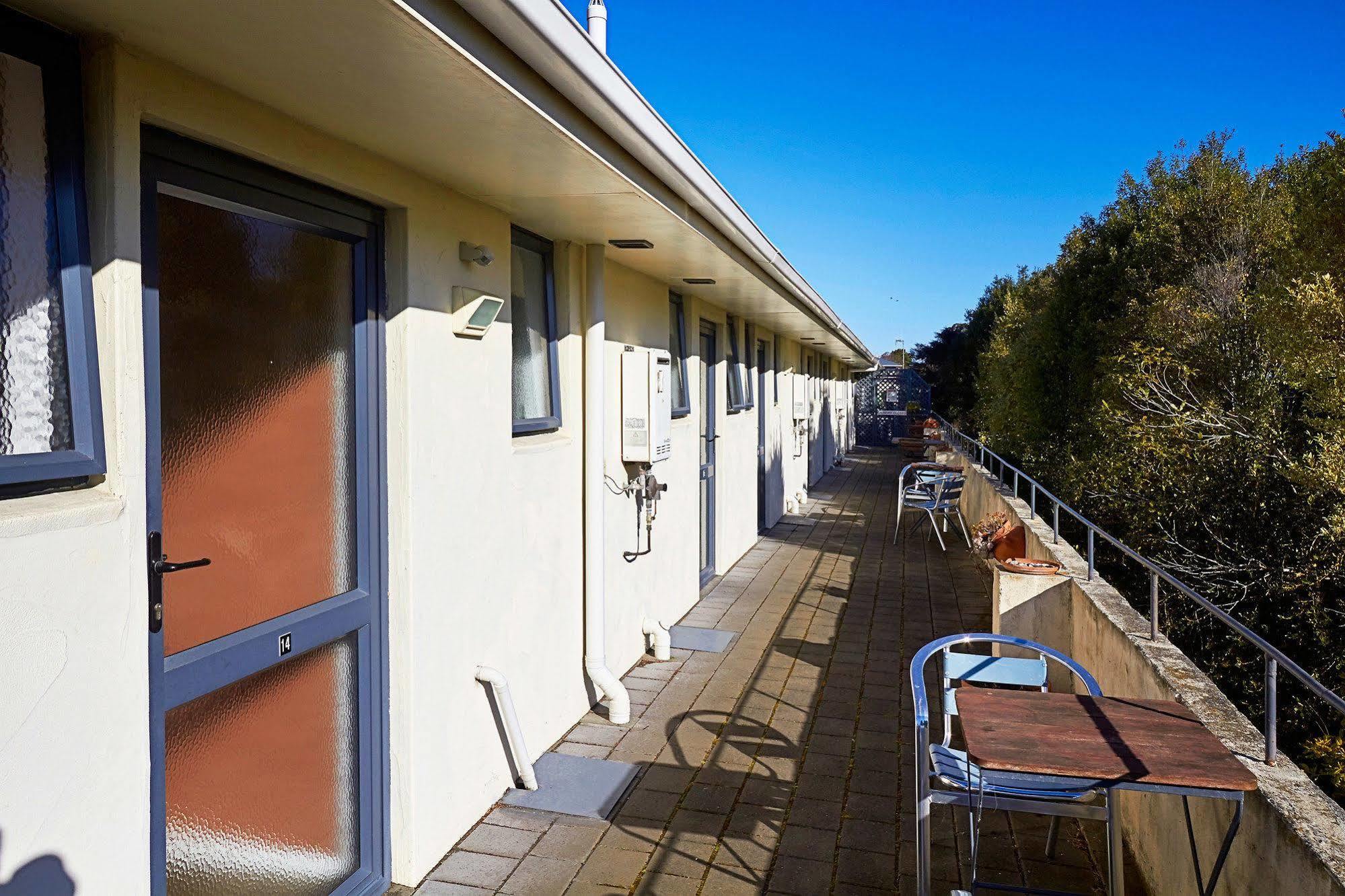 Mediterranean Motel Kaikoura Bagian luar foto
